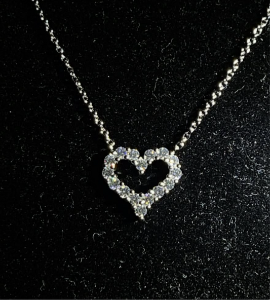 VVS1 Heart Halo Necklace