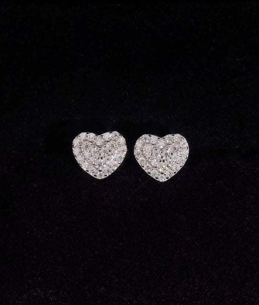 VVS1 5mm Heart Studs